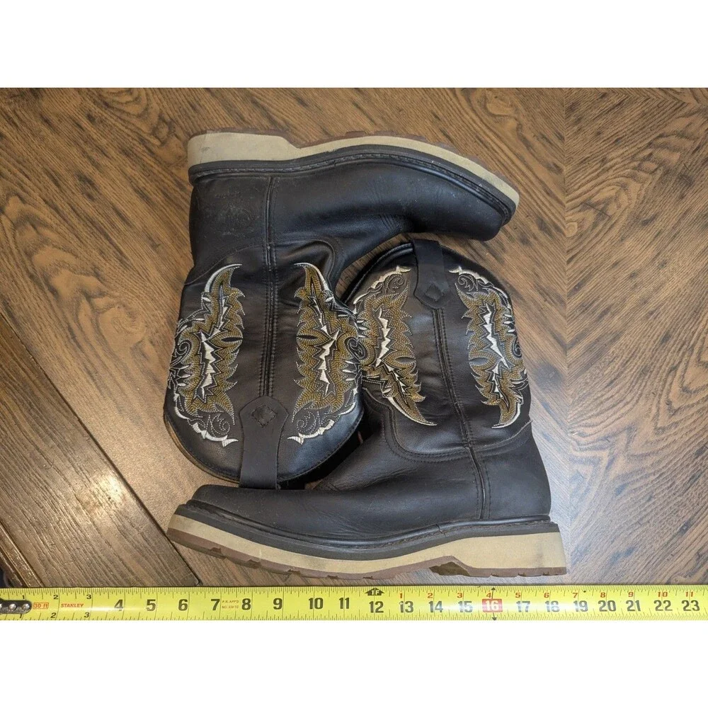 Chaparral Cowboy Boots Mens Size 8.5 Beautiful Leather Tread Pattern Well Made